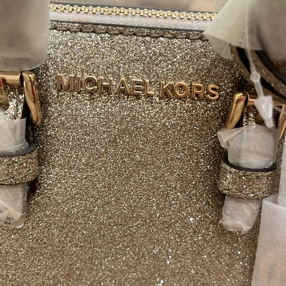 Michael Kors Ciara XS Mini crossbody leather bag - Picture 4 of 12